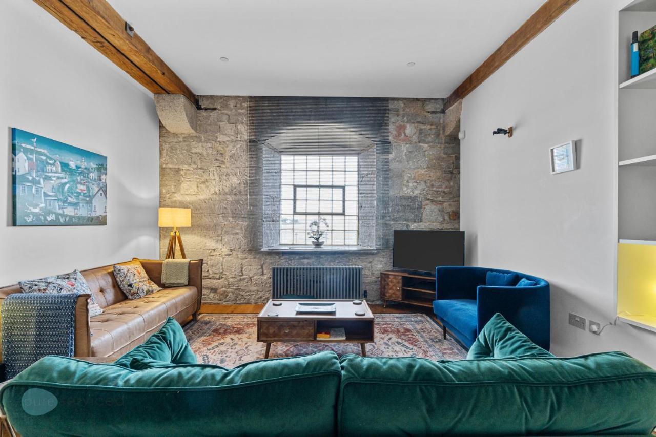 2 Bed- Edgcumbe View By Pureserviced Apartman Plymouth Kültér fotó
